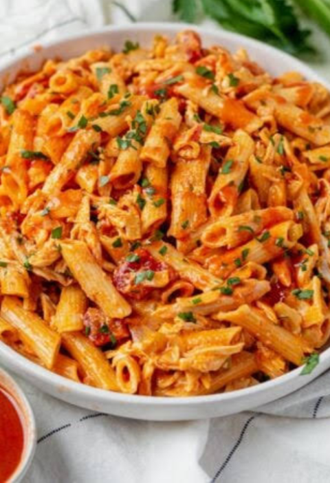 One-Pot Creamy Buffalo Mac and Sausage