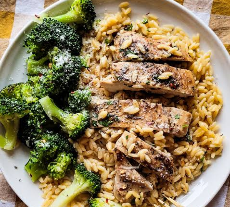creamy garlic butter pepper jack chicken orzo